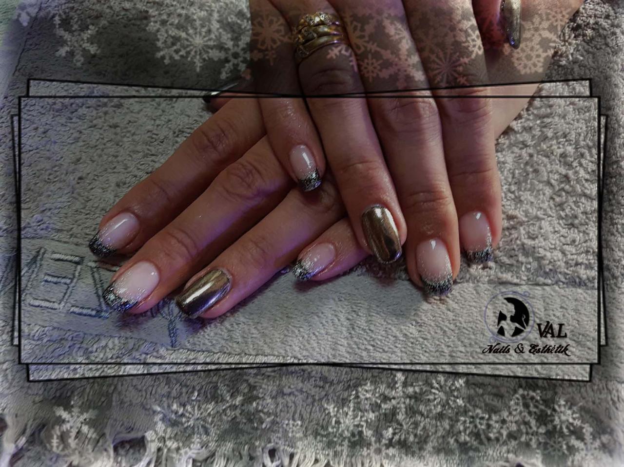 French noire & paillettes holo et effet chrome