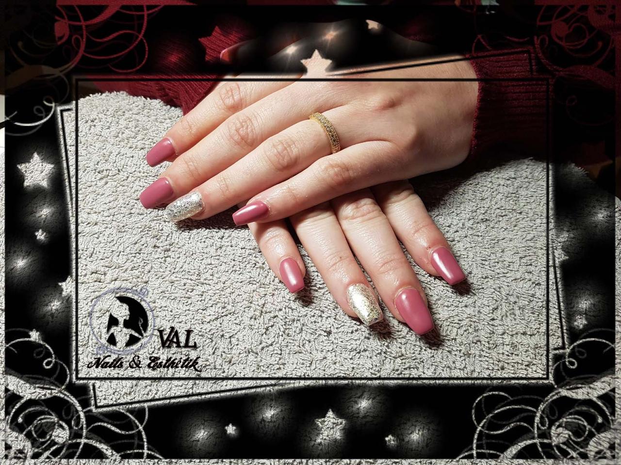 Ongles en gel & vernis semi-permanent rose/argent