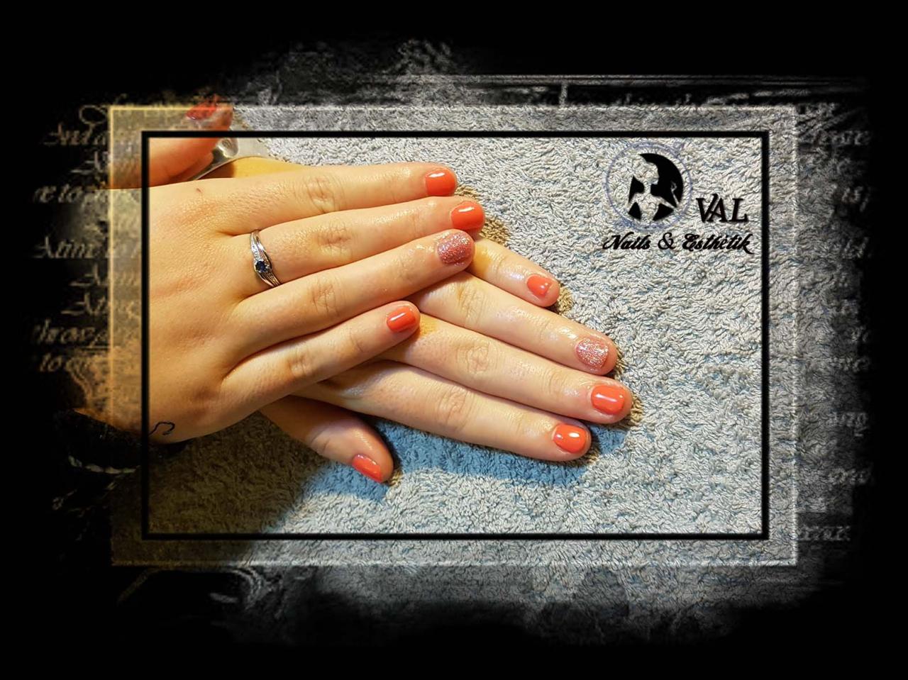 Vernis semi-permanent sur ongles très courts