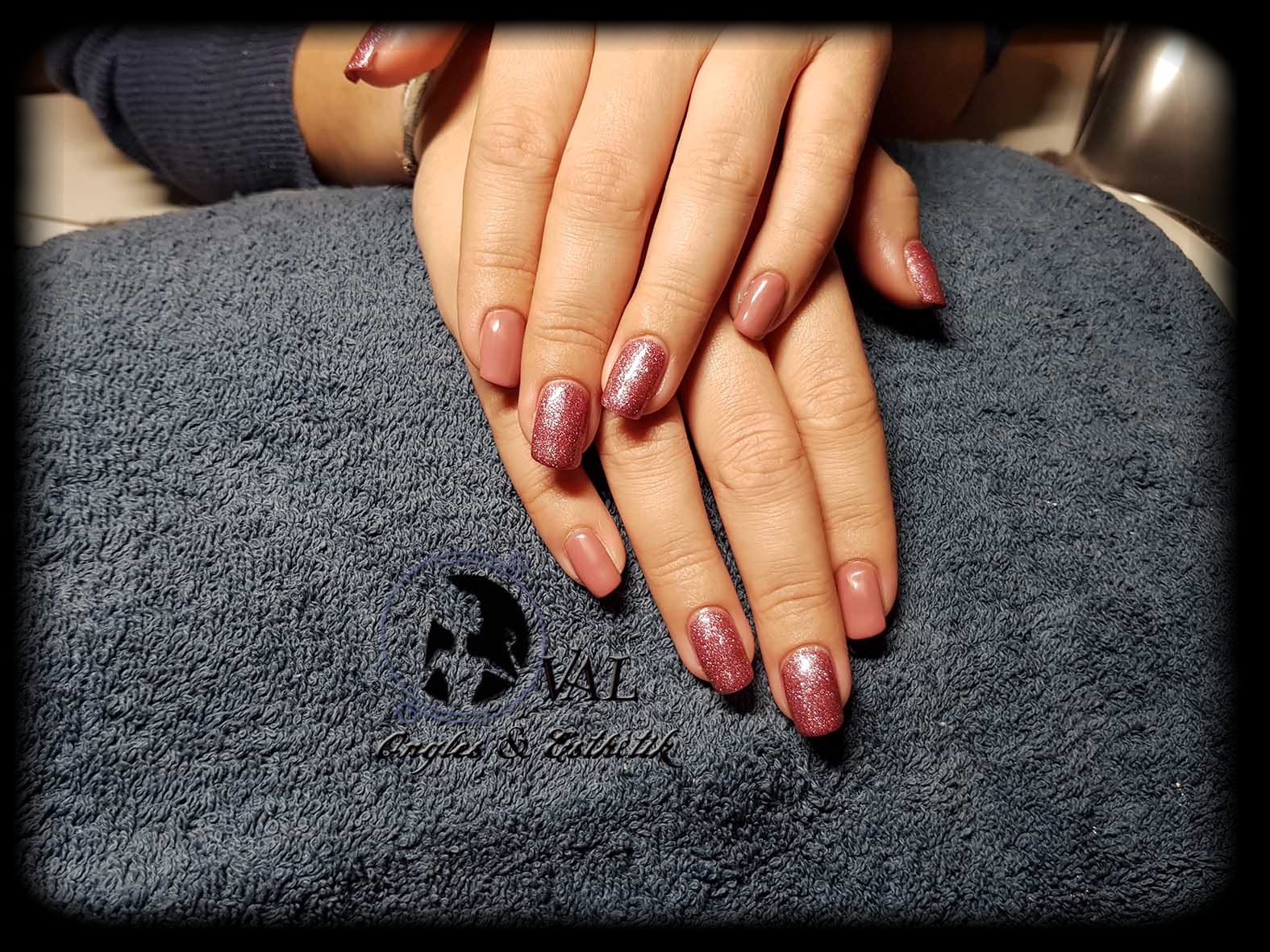 Gel - Semi Permanent et Paillettes